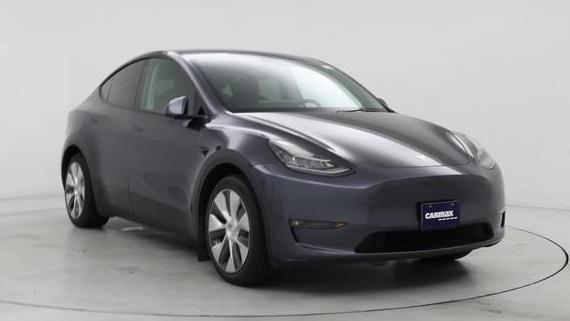 TESLA MODEL Y 2021 5YJYGDEE4MF275758 image